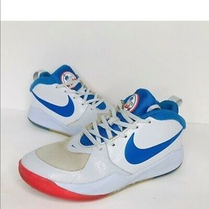 Nike Air Zoom KD Basketball Sneakers Youth Size 6. Red White And Blue
